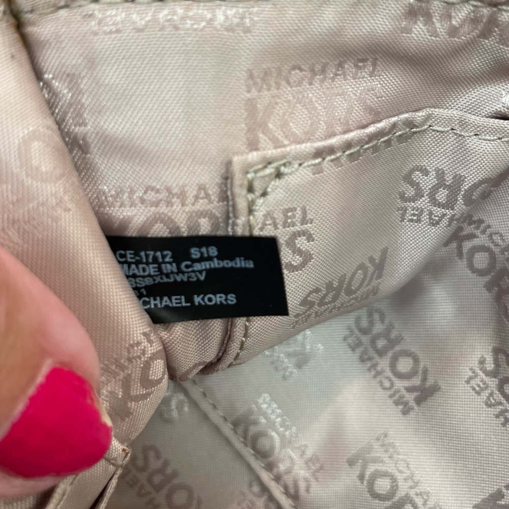 Michael Kors NEW Jet Set Large Coated Canvas Logo Stripe Wristlet Wallet Clutch - Picture 7 of 7
